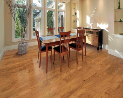 Mohawk Hardwood Flooring Woodmore Oak Golden 5"  WEC37-20